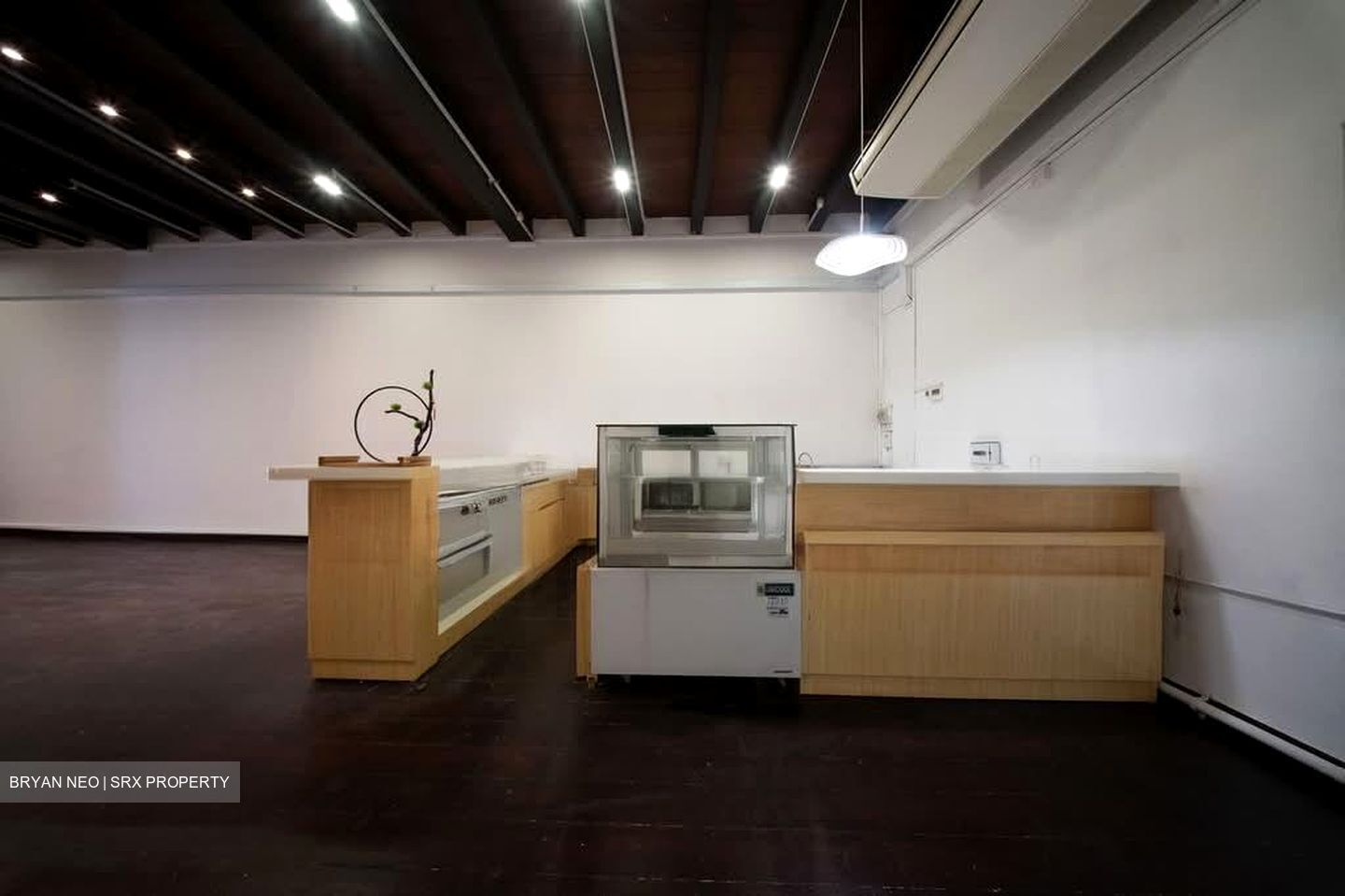 Sago Street (D1), Shop House #598610401